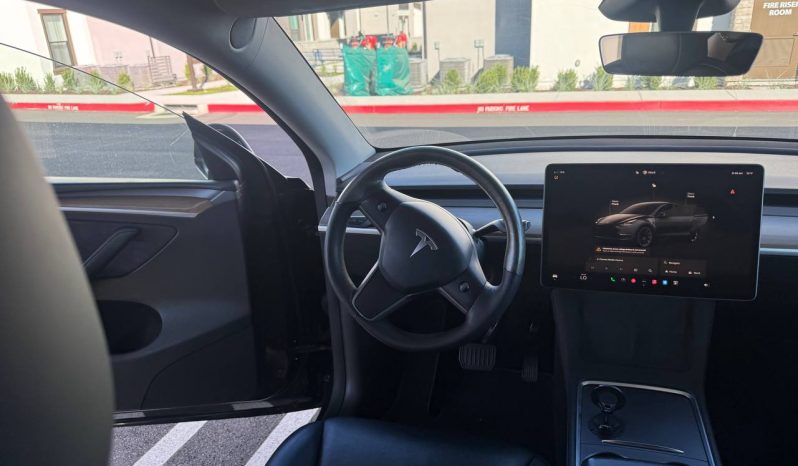 
TESLA MODEL Y RWD, 2024 full									