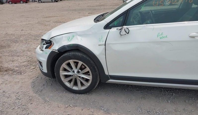 
VOLKSWAGEN GOLF ALLTRACK, 2017 (2016) full									