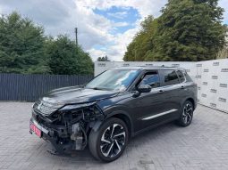 
MITSUBISHI OUTLANDER SE, 2022 full									