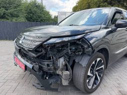 
MITSUBISHI OUTLANDER SE, 2022 full									