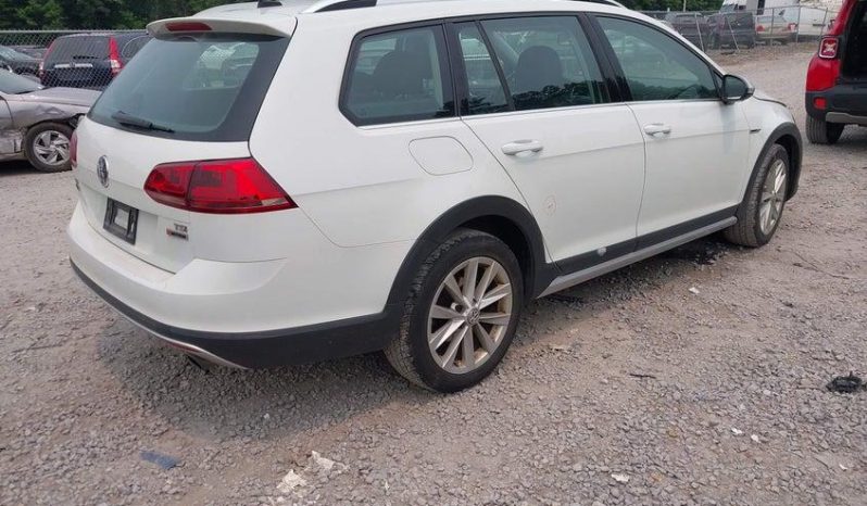 
VOLKSWAGEN GOLF ALLTRACK, 2017 (2016) full									