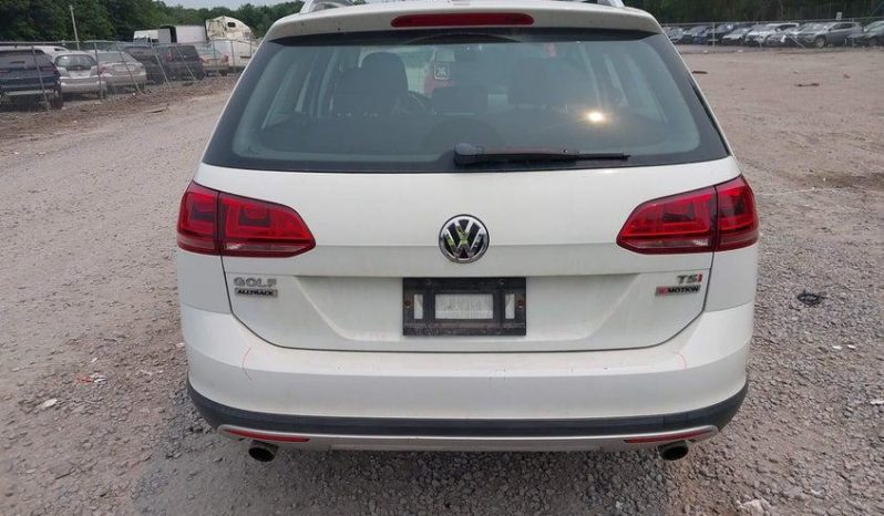 
VOLKSWAGEN GOLF ALLTRACK, 2017 (2016) full									