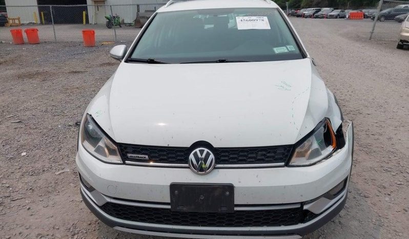 
VOLKSWAGEN GOLF ALLTRACK, 2017 (2016) full									