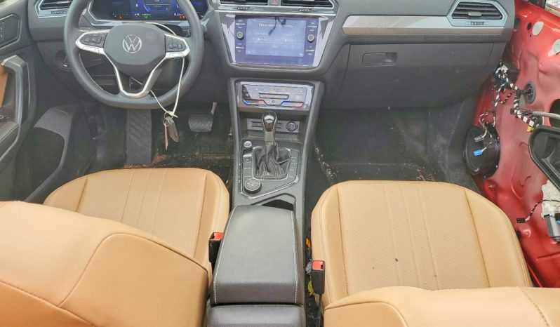 
VOLKSWAGEN TIGUAN SE, 2022 full									