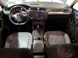 
VOLKSWAGEN TIGUAN S, 2019 full									