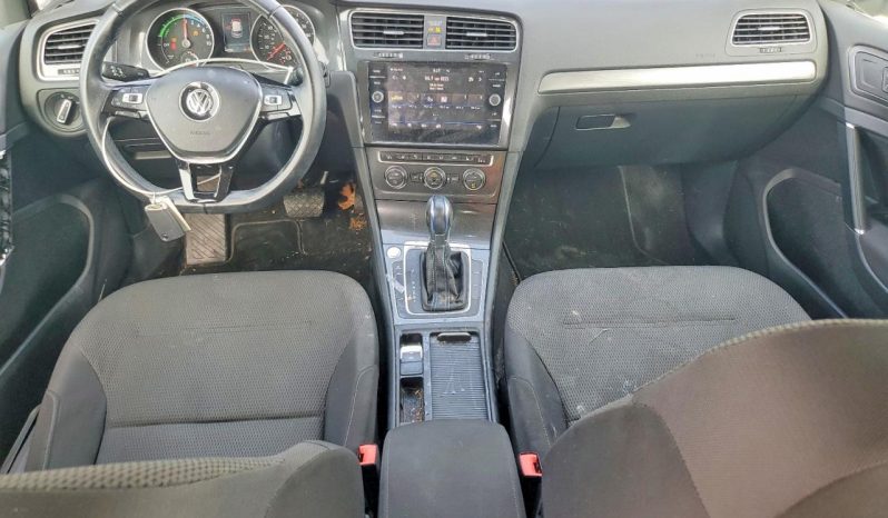 
VOLKSWAGEN E-GOLF SE, 2017 full									