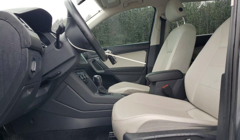 
VOLKSWAGEN TIGUAN SE, 2020 (2019) full									