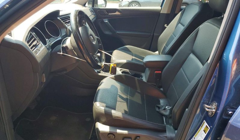 
VOLKSWAGEN TIGUAN SE, 2018 (2017) full									