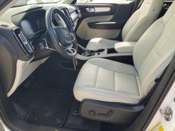 
VOLVO XC40 T5 MOMENTUM, 2019 (2018) full									