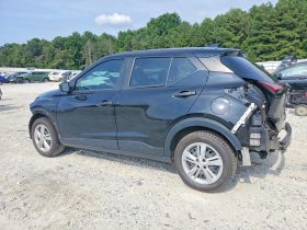 NISSAN KICKS S, 2024