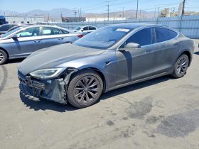 TESLA MODEL S 75D, 2018