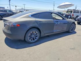 TESLA MODEL S 75D, 2018