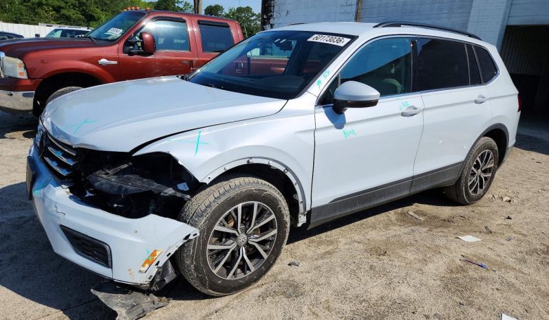 
VOLKSWAGEN TIGUAN SE, 2019 (2018) full									