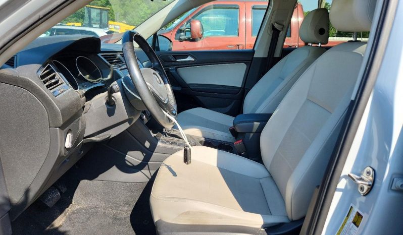 
VOLKSWAGEN TIGUAN SE, 2019 (2018) full									