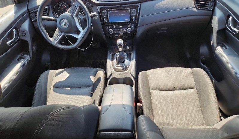 
NISSAN ROGUE SV, 2017 full									