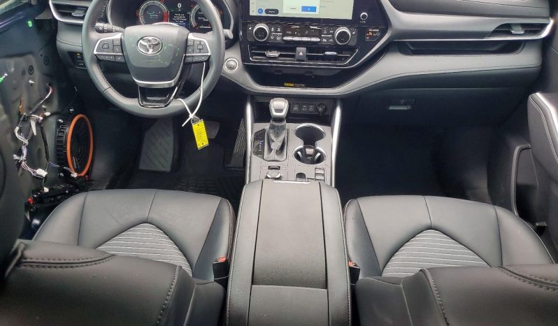 
TOYOTA HIGHLANDER XSE, 2026 (2025) full									