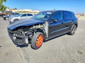 PORSCHE CAYENNE, 2024 (2023)
