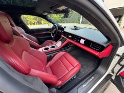 
PORSCHE TAYCAN TURBO S, 2020 full									