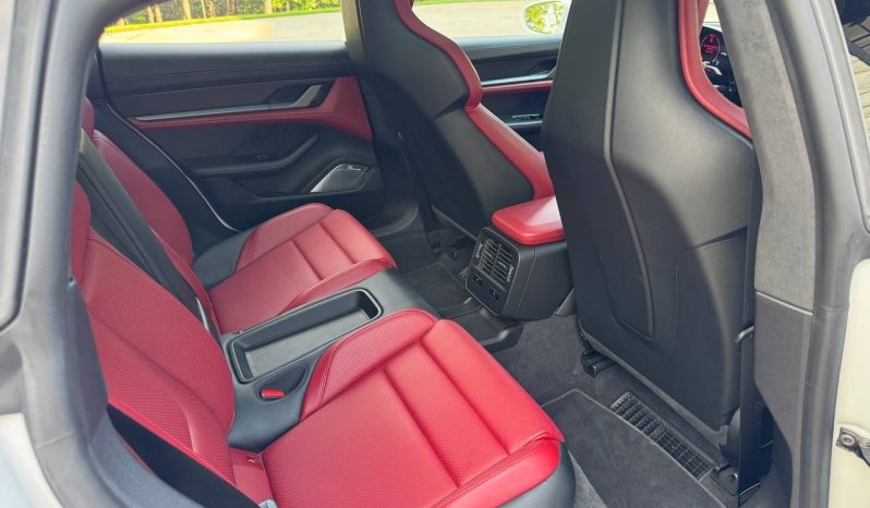 
PORSCHE TAYCAN TURBO S, 2020 full									