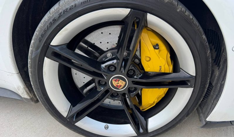 
PORSCHE TAYCAN TURBO S, 2020 full									