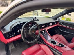 
PORSCHE TAYCAN TURBO S, 2020 full									