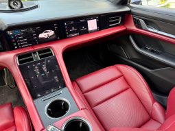 
PORSCHE TAYCAN TURBO S, 2020 full									