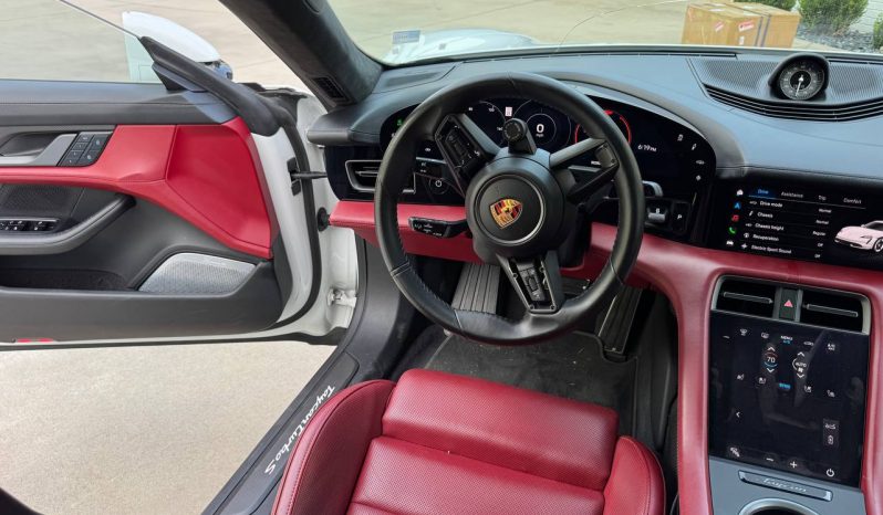 
PORSCHE TAYCAN TURBO S, 2020 full									