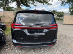 CHRYSLER PACIFICA TOURING L, 2024