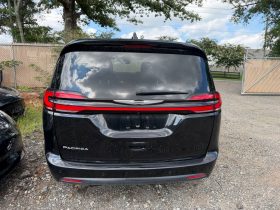 CHRYSLER PACIFICA TOURING L, 2024