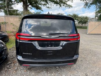 CHRYSLER PACIFICA TOURING L, 2024