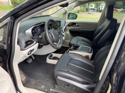 
CHRYSLER PACIFICA TOURING L, 2024 full									