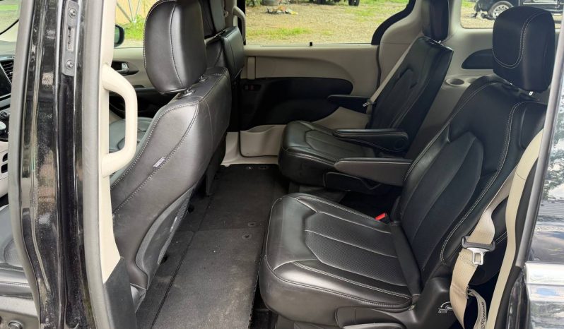 
CHRYSLER PACIFICA TOURING L, 2024 full									