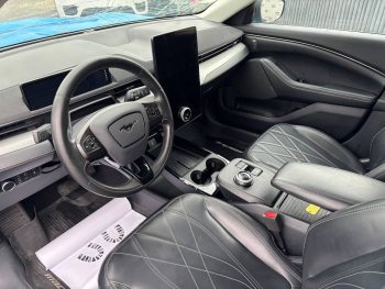 FORD MUSTANG MACH-E SELECT, 2023 (2022)