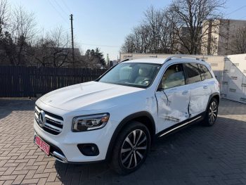 MERCEDES-BENZ GLB 250 4MATIC, 2020 (2019)