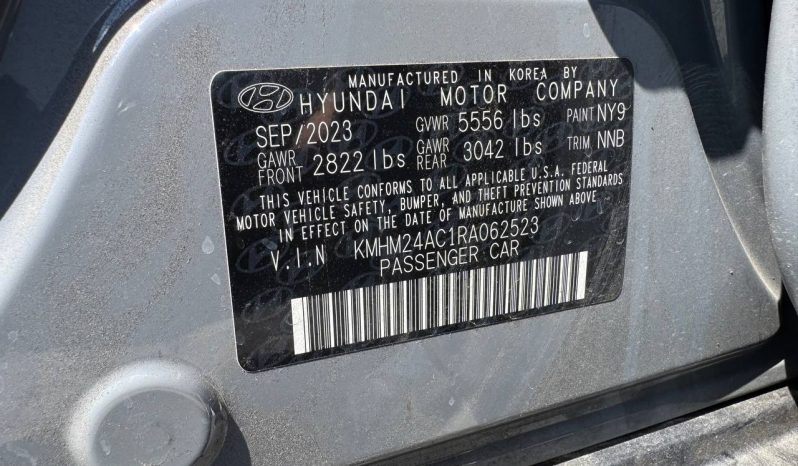 
HYUNDAI IONIQ 6 SE, 2024 (2023) full									