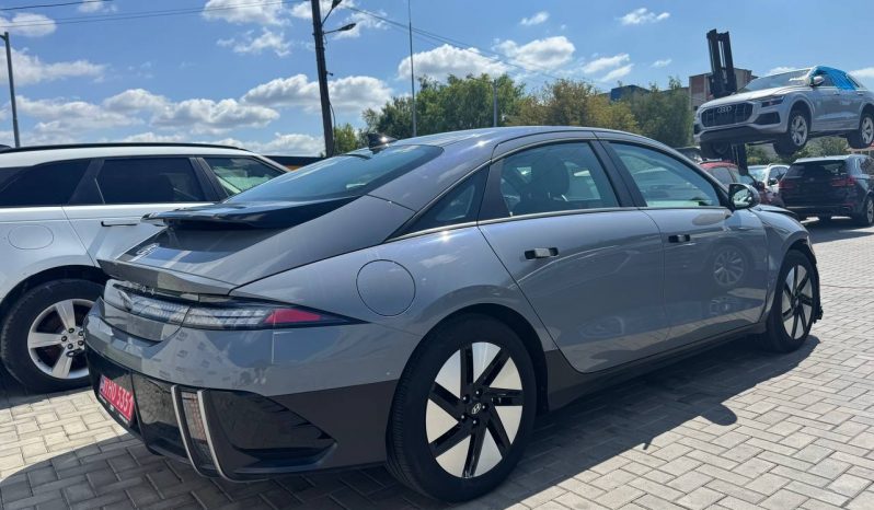 
HYUNDAI IONIQ 6 SE, 2024 (2023) full									