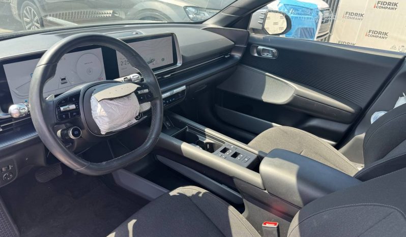 
HYUNDAI IONIQ 6 SE, 2024 (2023) full									