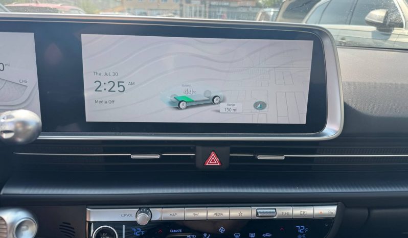 
HYUNDAI IONIQ 6 SE, 2024 (2023) full									