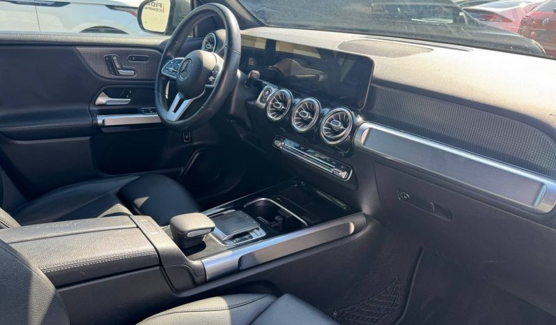 
MERCEDES-BENZ GLB 250 4MATIC, 2020 (2019) full									