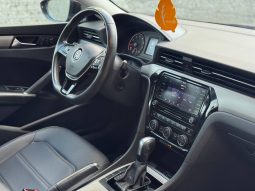 
VOLKSWAGEN PASSAT 2.0T SE, 2021 full									
