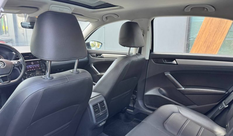
VOLKSWAGEN PASSAT 2.0T SE, 2021 full									