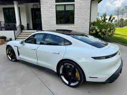 PORSCHE TAYCAN TURBO S, 2020