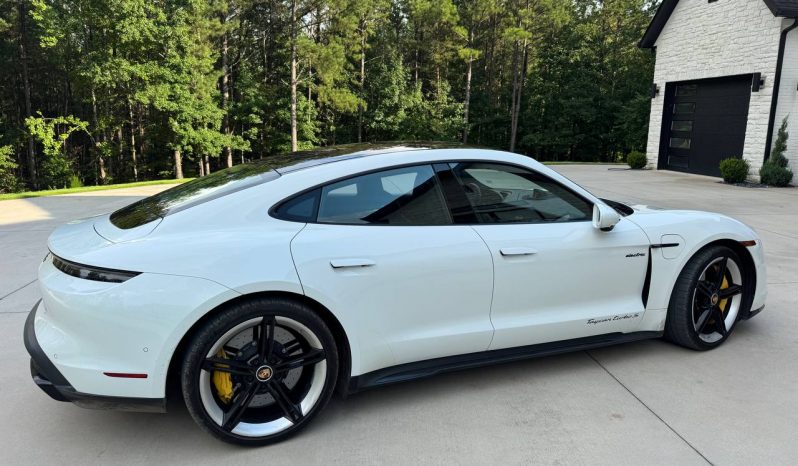 
PORSCHE TAYCAN TURBO S, 2020 full									