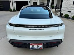 PORSCHE TAYCAN TURBO S, 2020