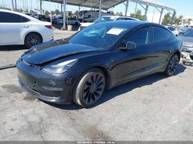 TESLA MODEL 3 PERFORMANCE, 2022