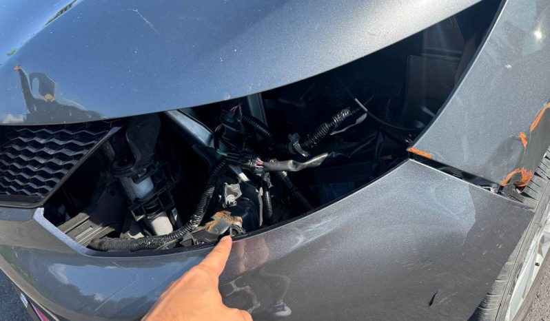 
NISSAN ROGUE SPORT S, 2019 full									