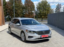 VOLKSWAGEN PASSAT SE, 2020