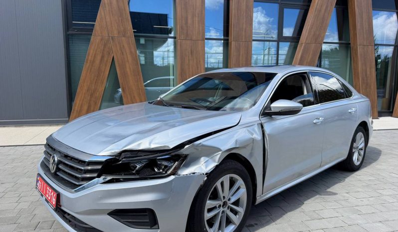 
VOLKSWAGEN PASSAT SE, 2020 full									