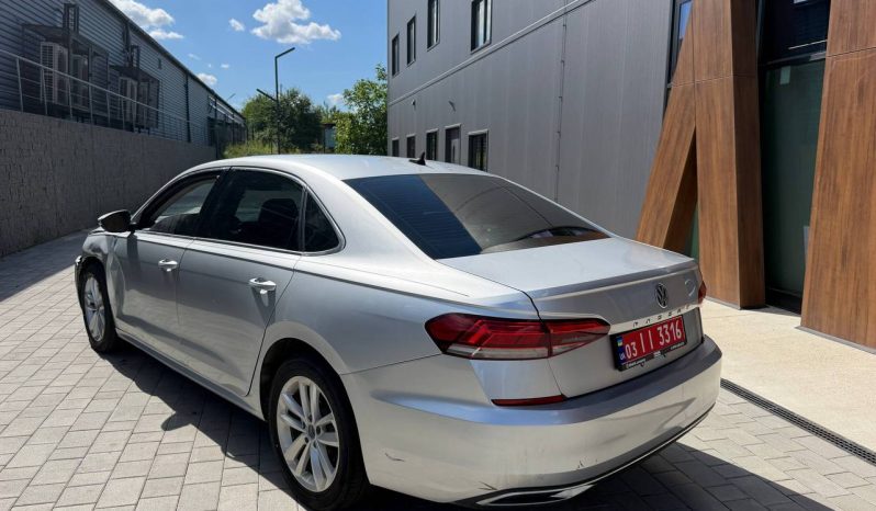 
VOLKSWAGEN PASSAT SE, 2020 full									