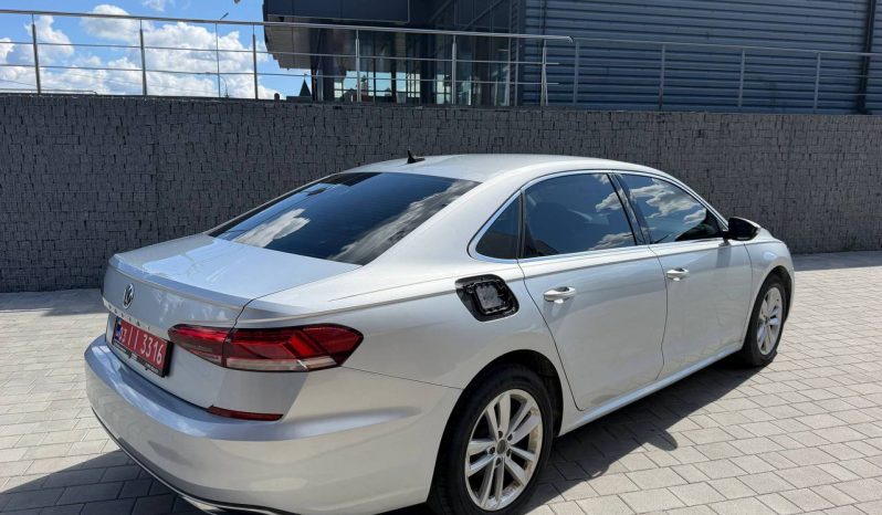 
VOLKSWAGEN PASSAT SE, 2020 full									